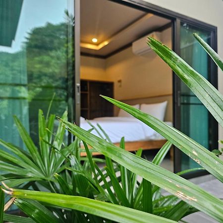 Bang Po Hut Otel Ban Bang Po Dış mekan fotoğraf