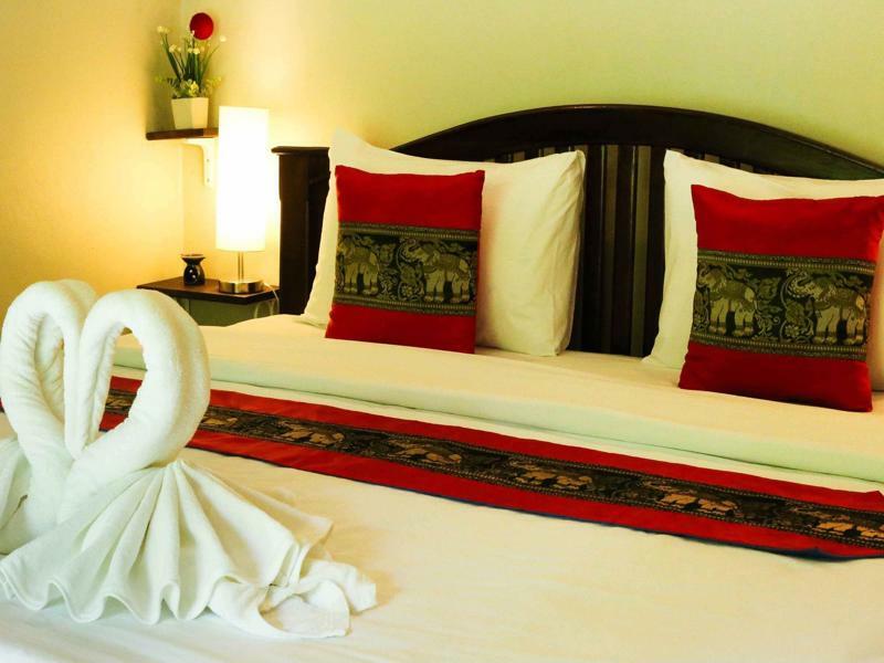 Bang Po Hut Otel Ban Bang Po Dış mekan fotoğraf
